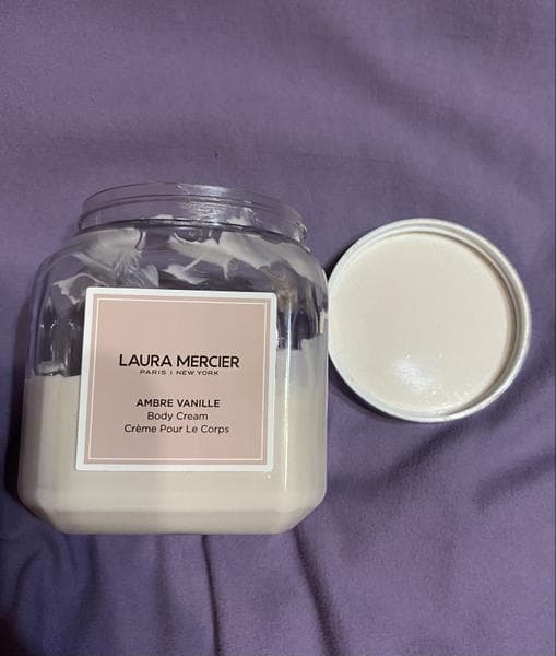 Крем для тела Laura Mercier  — фото из отзыва «Отличный крем» (3 из 3)