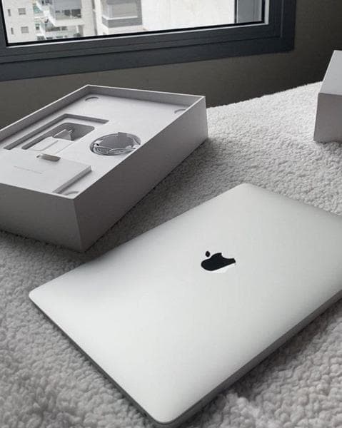 Ноутбук Apple MacBook Pro — фото из отзыва «MacBook - лучший выбор среди ноутбуков!»