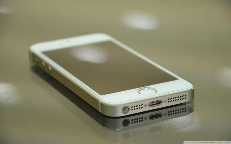 Телефон Apple iPhone 5 — фото из отзыва «Cупер телефон!» (2 из 2)