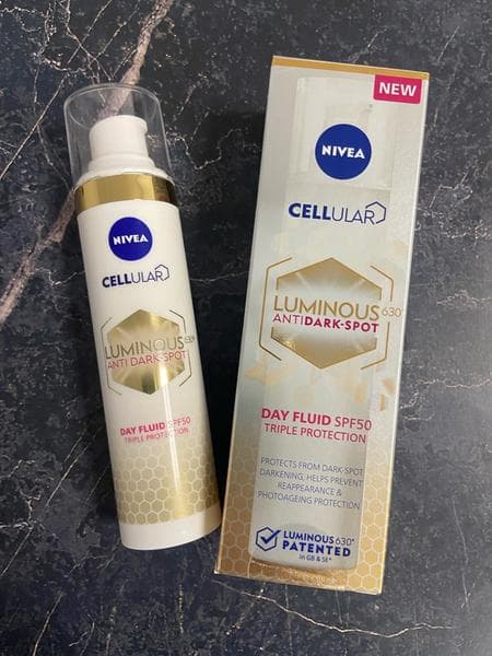 Крем-флюид Nivea Luminous630 против пигментации — фото из отзыва «Крем отлично помогает убрать пигментацию»