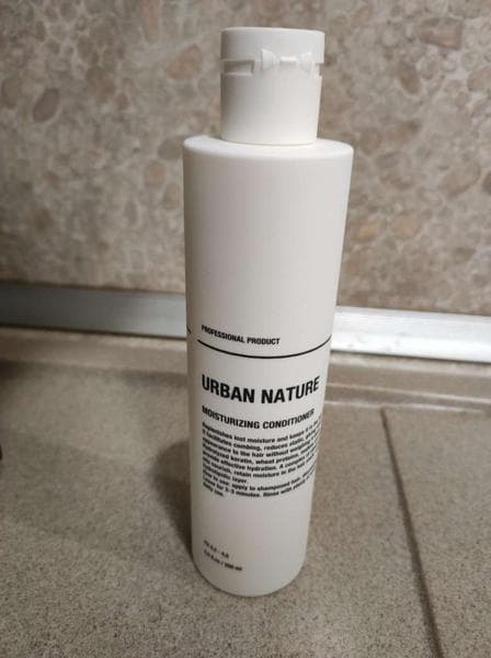 Шампунь Urban Nature MOISTURIZING SHAMPOO — фото из отзыва «В целом мне очень понравился данный шампунь.»