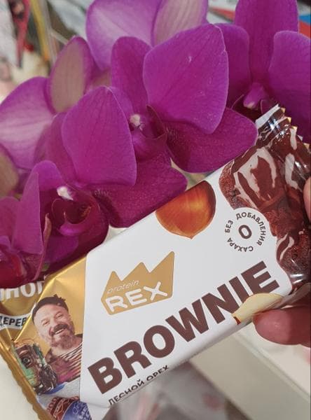 Пирожное Брауни лесной орех ProteinRex — фото из отзыва «Новый вкус любимых протеиновых пирожных»