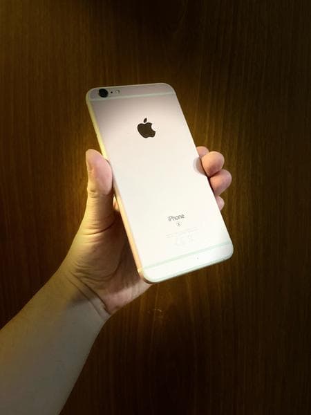 Телефон Apple IPhone 6 Plus — фото из отзыва «Хороший телефон, но уже устарел(»