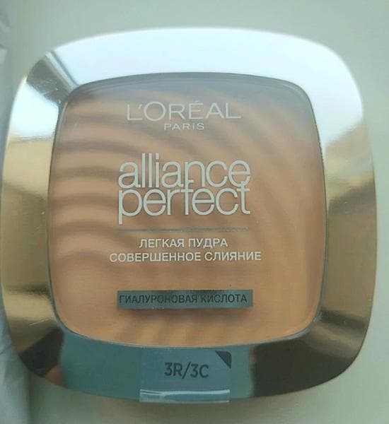 Крем-пудра Loreal Alliance perfect — фото из отзыва «Идеальный тон, слияние с цветом вашей кожи.»