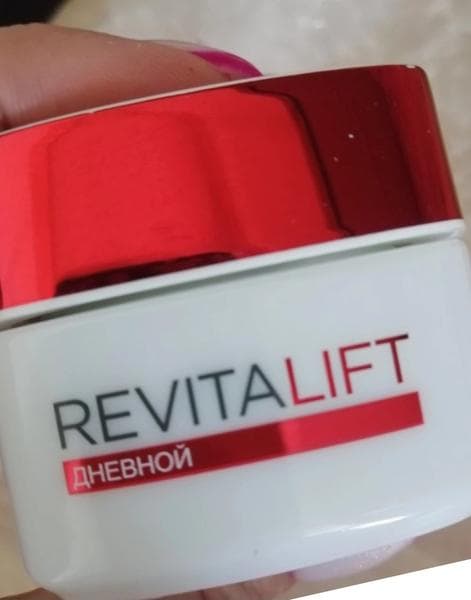 Крем для лица Loreal PariS  — фото из отзыва «Сокращение морщин, омолаживание кожи лица.»