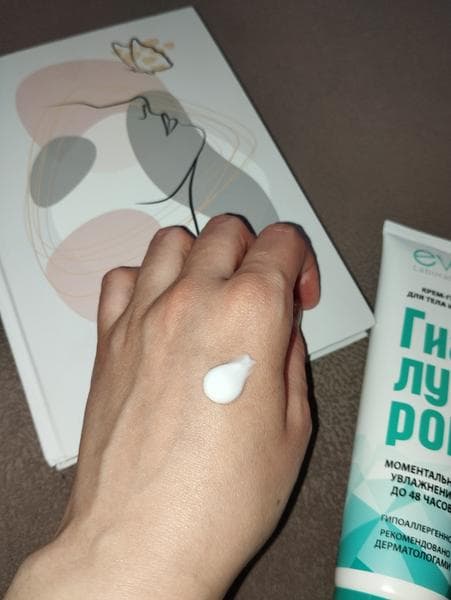 Крем-гель Evo Laboratoires  — фото из отзыва «Лёгкий крем-гель для ухода за кожей.»