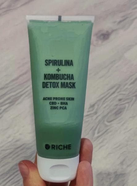 Маска RICHE  — фото из отзыва «Маска для лица очищающая поры»