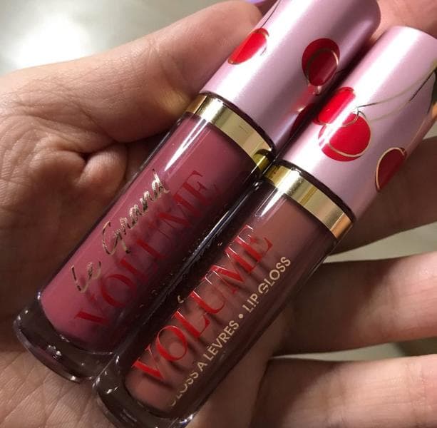 Блеск для губ Vivienne Sabo GLOSS A LEVRES Le Gran Volume — фото из отзыва «Блеск для губ Vivienne Sabo GLOSS A LEVRES Le Gran Volume - »