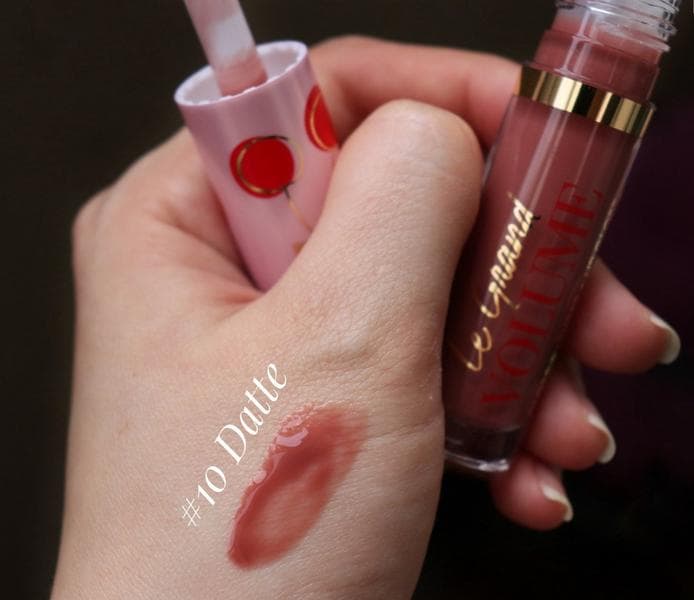 Блеск для губ Vivienne Sabo GLOSS A LEVRES Le Gran Volume — фото из отзыва «Блеск для губ Vivienne Sabo GLOSS A LEVRES Le Gran Volume - »