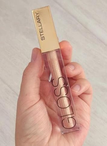 Блеск для губ STELLARY Sexy Gloss — фото из отзыва «Блеск для губ STELLARY Sexy Gloss обеспечивает комфортное на»