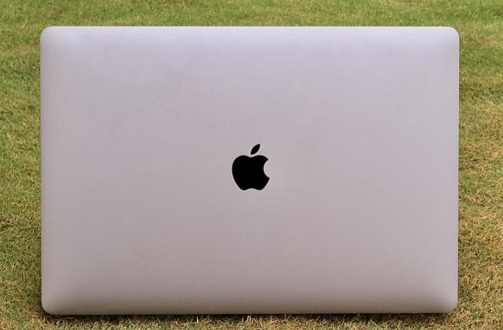 Ноутбук Apple MacBook PRO 2013 — фото из отзыва «Компьютер хороший но не стоит своих денег»