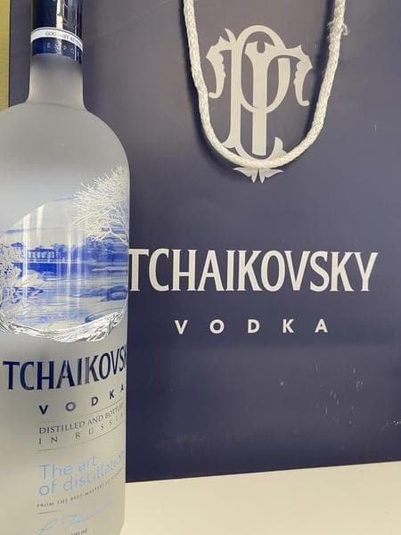 Водка Чайковский — фото из отзыва «Элитная водка из культурной столицы»