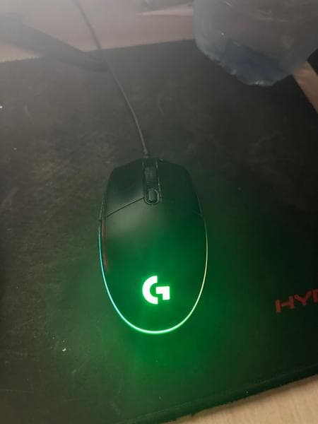 Компьютерная мышь Logitech G102 — фото из отзыва «Хорошая мышка, очень комфортная и удобная» (1 из 4)