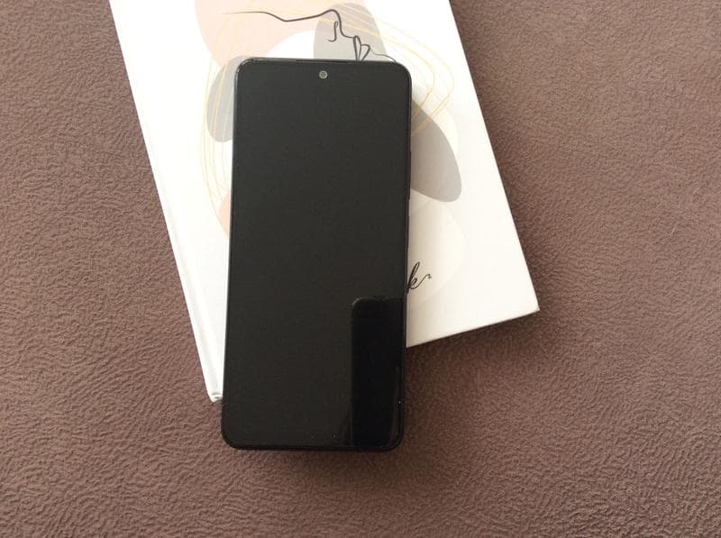 Телефон Xiaomi Redmi Note 12 4G — фото из отзыва «Год использования - вагон минусов»