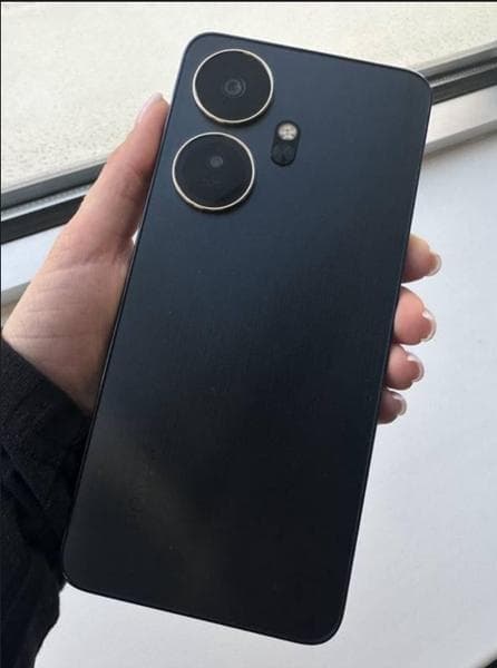 Телефон Itel P 55 plus — фото из отзыва «Отличный бюджетник» (2 из 2)