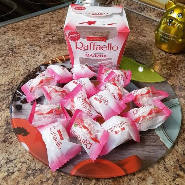 Конфеты Raffaello — фото из отзыва «Незабываемый вкус для любителей» (2 из 2)