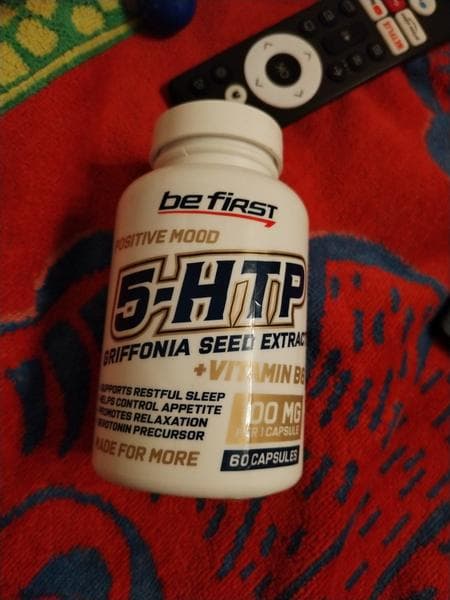 Be First 5-HTP (5-гидрокситриптофан) 60 капсул — фото из отзыва «Добавка понравилась, помогает меньше стрессовать.»