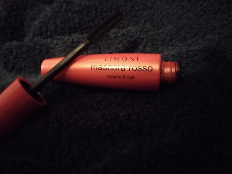 Тушь для ресниц Limoni Mascara Rosso — фото из отзыва «Пока лучшая тушь из тех, что пробовала» (1 из 2)