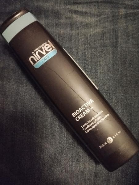 Кондиционер для волос Nirvel Bioactivа Cream — фото из отзыва «Непривычный запах и цвет, а так отличная штука»