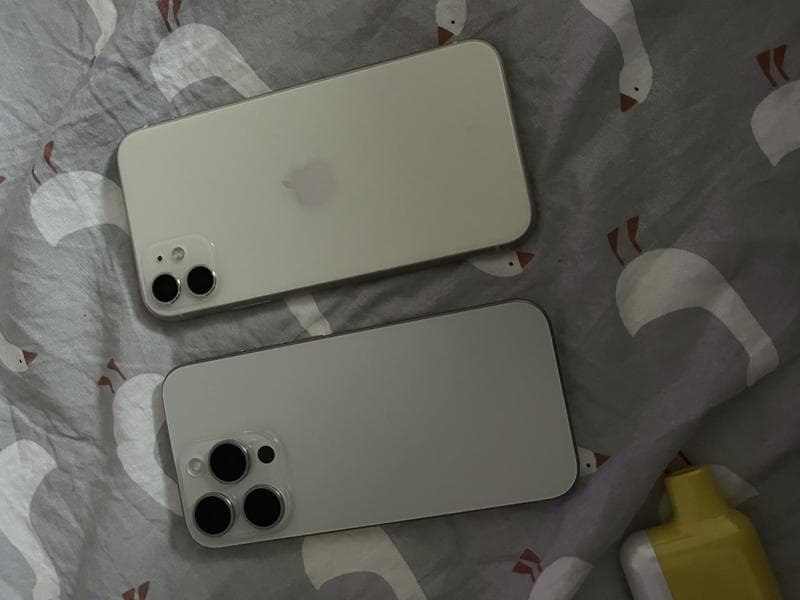 Телефон Apple 15 pro max — фото из отзыва «Отличный телефон за свои деньги, очень радует экран 120 герц»