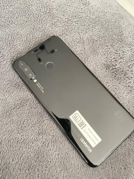 Телефон Huawei p 30 lite — фото из отзыва «Очень мудреный софт с невысокими показателями производительн»
