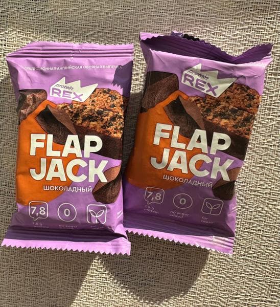 Flapjack Шоколад ProteinRex — фото из отзыва «Как овсяное печенье с шоколадом, только вкуснее»