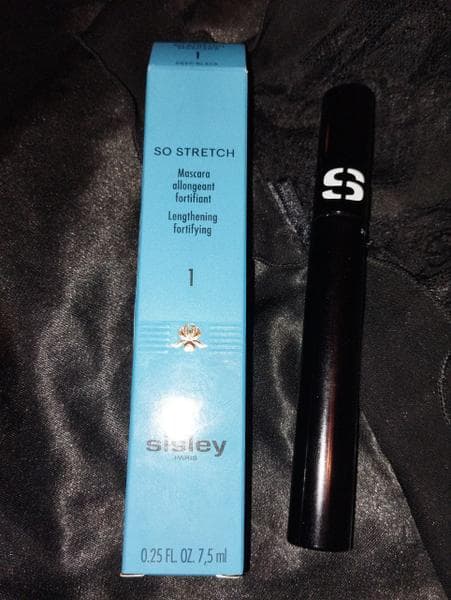 Тушь для ресниц Sisley So stretch — фото из отзыва «Фитотушь для чувствительных глаз» (1 из 3)