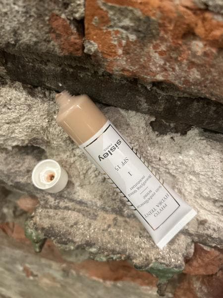 Оттеночный крем Sisley Phyto-Hydra Teint — фото из отзыва «Легкий фитокрем с оттенком, превзошел ожидания»