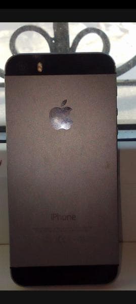 Телефон Apple iPhone 5 — фото из отзыва «Телефон хороший за свои деньги»