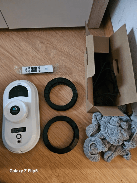 Робот-мойщик окон Cleanbot PRO — фото из отзыва «Полезный девайс!»