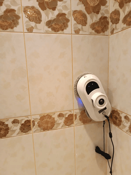 Робот-мойщик окон Cleanbot PRO — фото из отзыва «Полезный девайс!»