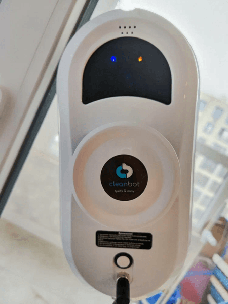 Робот-мойщик окон Cleanbot PRO — фото из отзыва «Реально моет окна, больше не надо вывешиваться из окна»