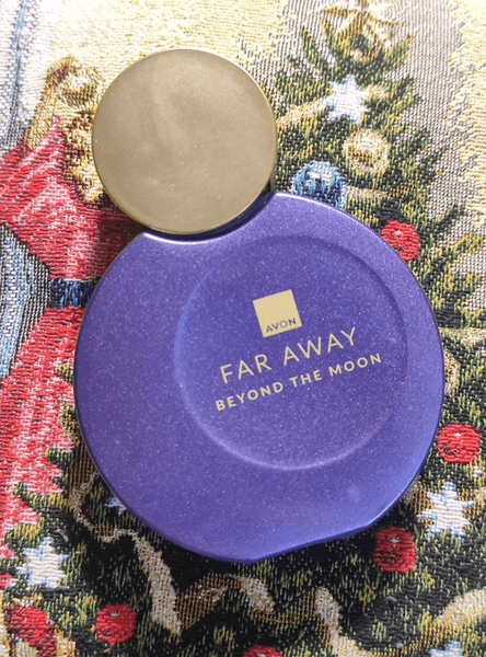 Духи Avon Far Away Beyond The Moon  — фото из отзыва «До покупки этих духов, я понятия не имела, что такое луноцве» (1 из 3)