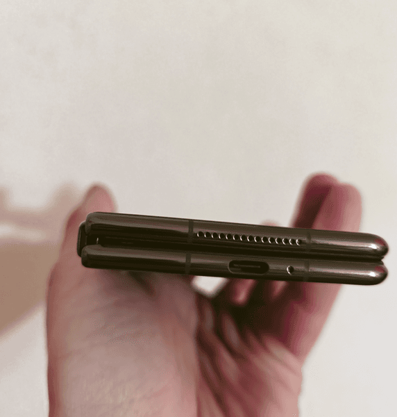 Телефон TECNO Phantom V Fold 2 — фото из отзыва «И смартфон, и планшет» (2 из 4)
