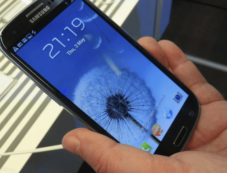 Телефон Samsung Galaxy S3 — фото из отзыва «Очень хороший телефон!»