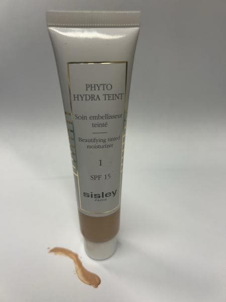 Оттеночный крем Sisley Phyto-Hydra Teint — фото из отзыва «Хорошо сочетается с корректором, легкий оттеночный крем»
