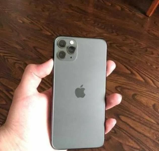 Телефон Apple Iphone 15 Pro Max — фото из отзыва «IPhone 15 Pro Max поражает своей выдающейся производительнос»