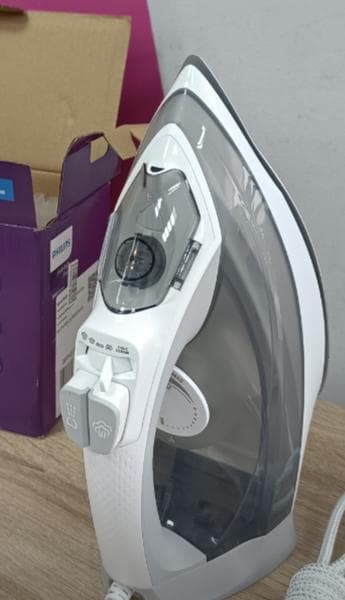 Утюг Philips GC 1420 — фото из отзыва «Хороший утюг»