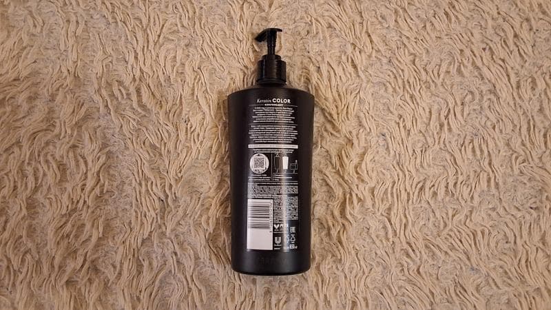 Шампунь TRESemme Keratin COLOR — фото из отзыва «Шампунь, который придаст вашим волосам блеск! 👩💖» (2 из 4)