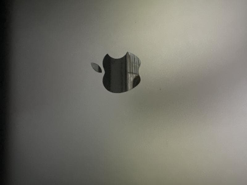 Ноутбук Apple MacBook Pro — фото из отзыва «Мой идеальный компаньон»