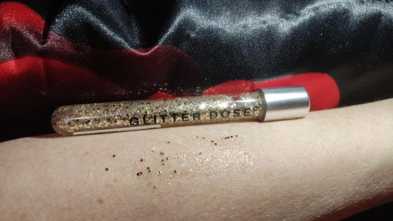 Глиттер Influence Beauty Glitter Dose — фото из отзыва «Безопасный и красивый глиттер»