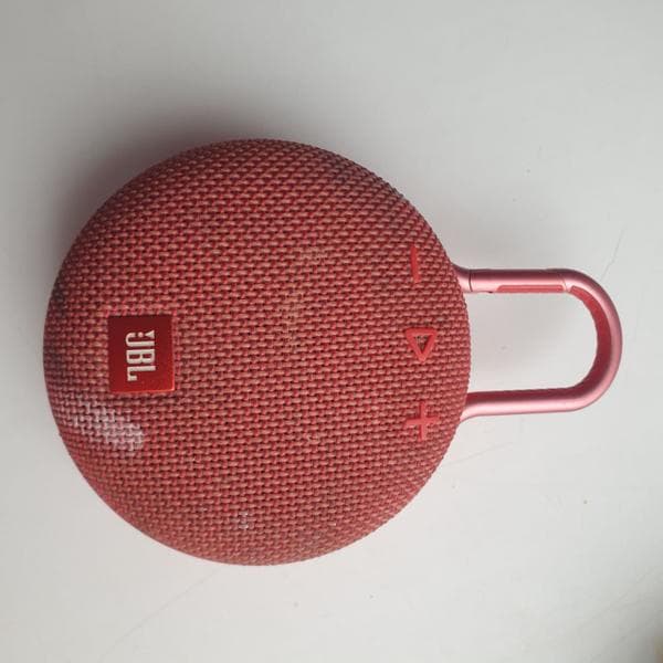 Колонки JBL Clip 3 — фото из отзыва «Неубиваемая вещь, которая пережила ремонт и сотни выездов» (3 из 3)