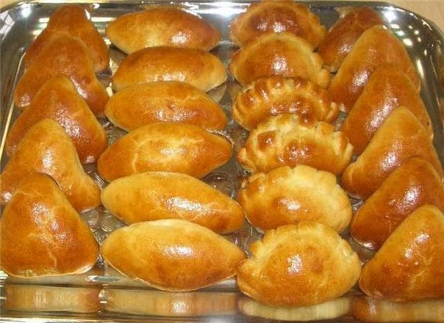 Пирожки домашние с капустой