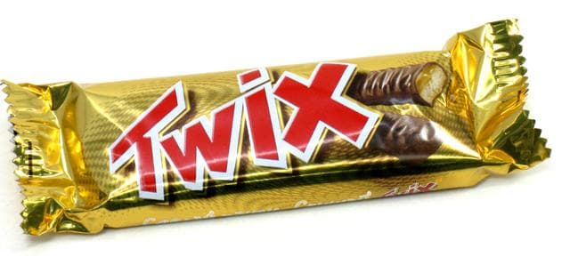 Шоколадный батончик "Twix"