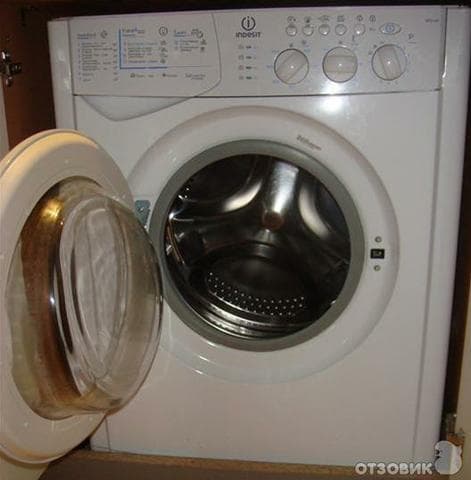 Стиральная машина Indesit WISL 103