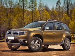 Автомобиль Renault Duster, 2012 г.