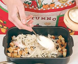 Фаршированные караси в сметане с картофелем