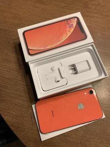 Телефон Apple iPhone XR 64gb