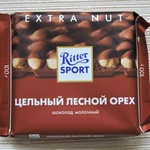 Шоколад молочный Ritter Sport Цельный лесной орех фото 1 