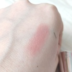 Увлажняющая кремовая помада "Ультра" Avon  фото 1 